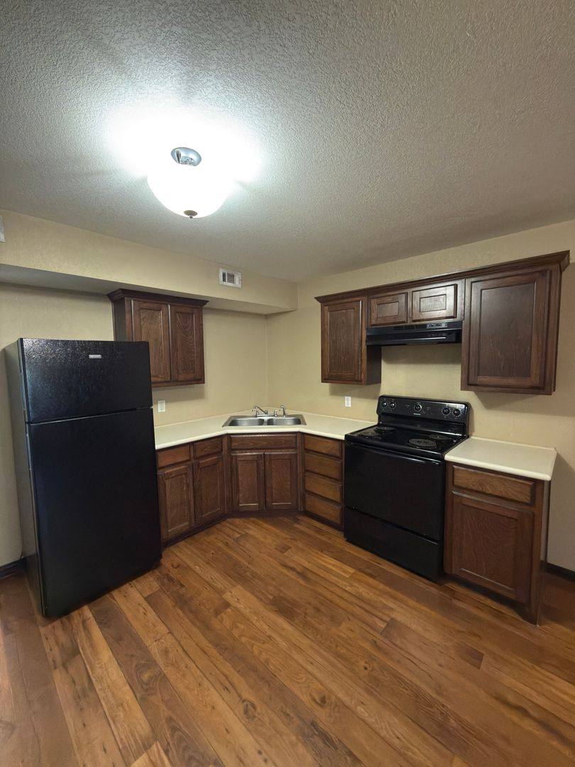 Apartment for rent at 105 N Lacy Dr, Waco, TX 76705