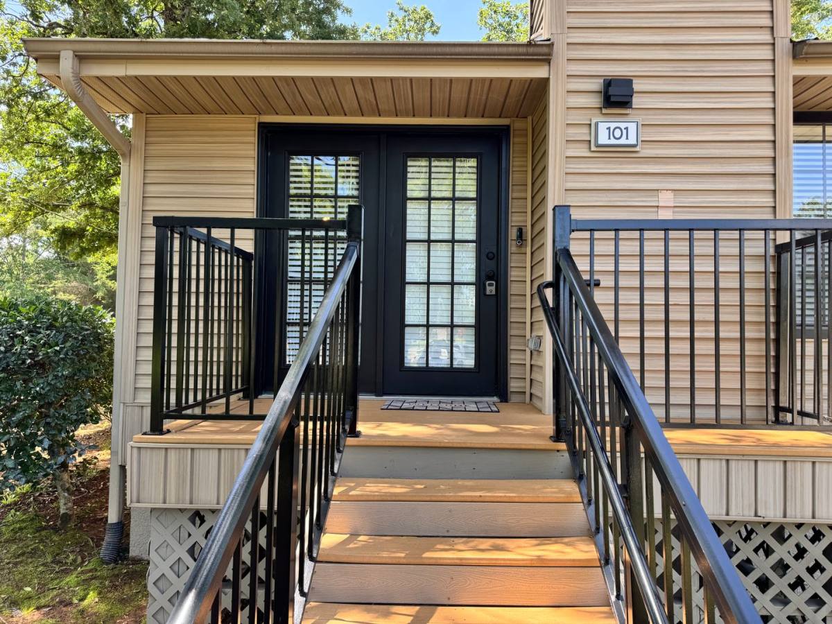 Apartment for rent at 16990 C R, Flint, TX 75762