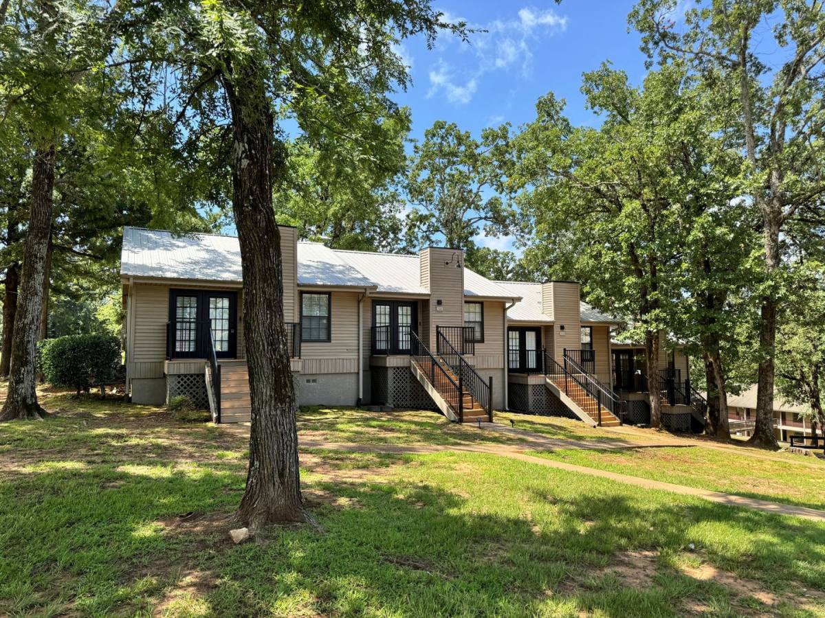 Apartment for rent at 16990 C R, Flint, TX 75762