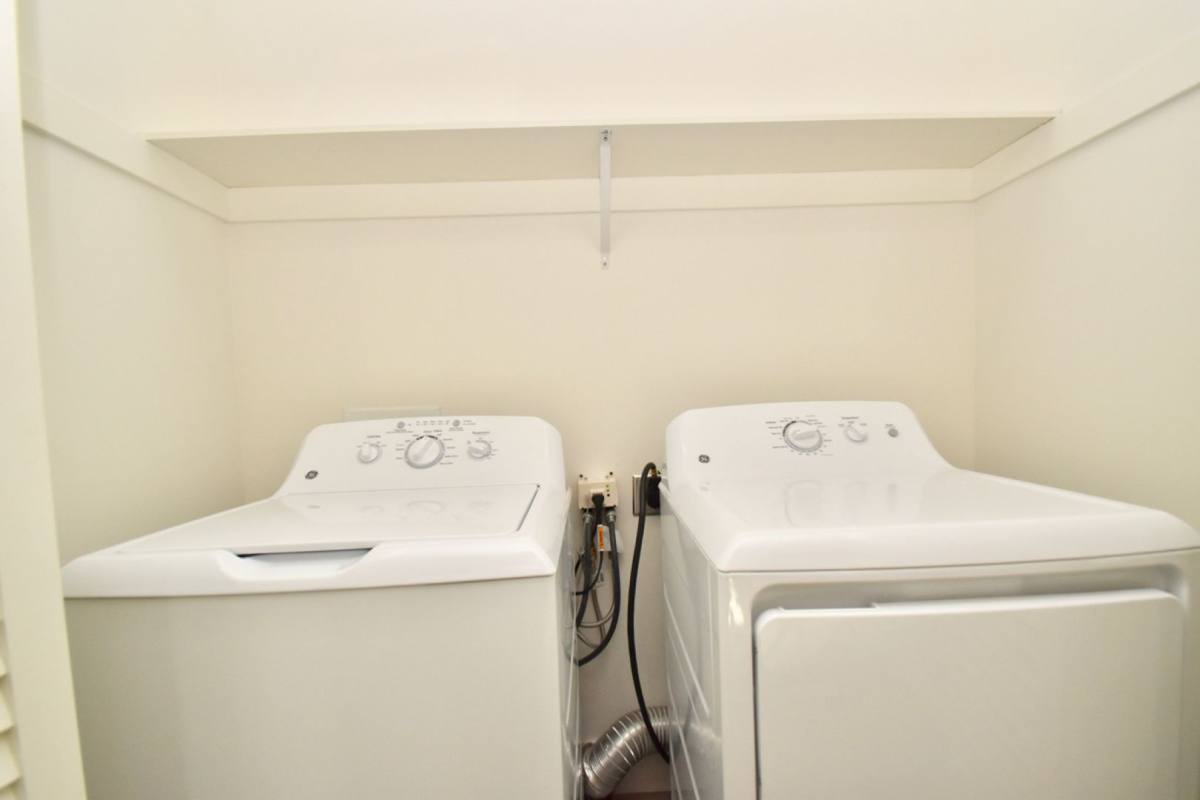Apartment for rent at 107 G St, San Rafael, CA 94901