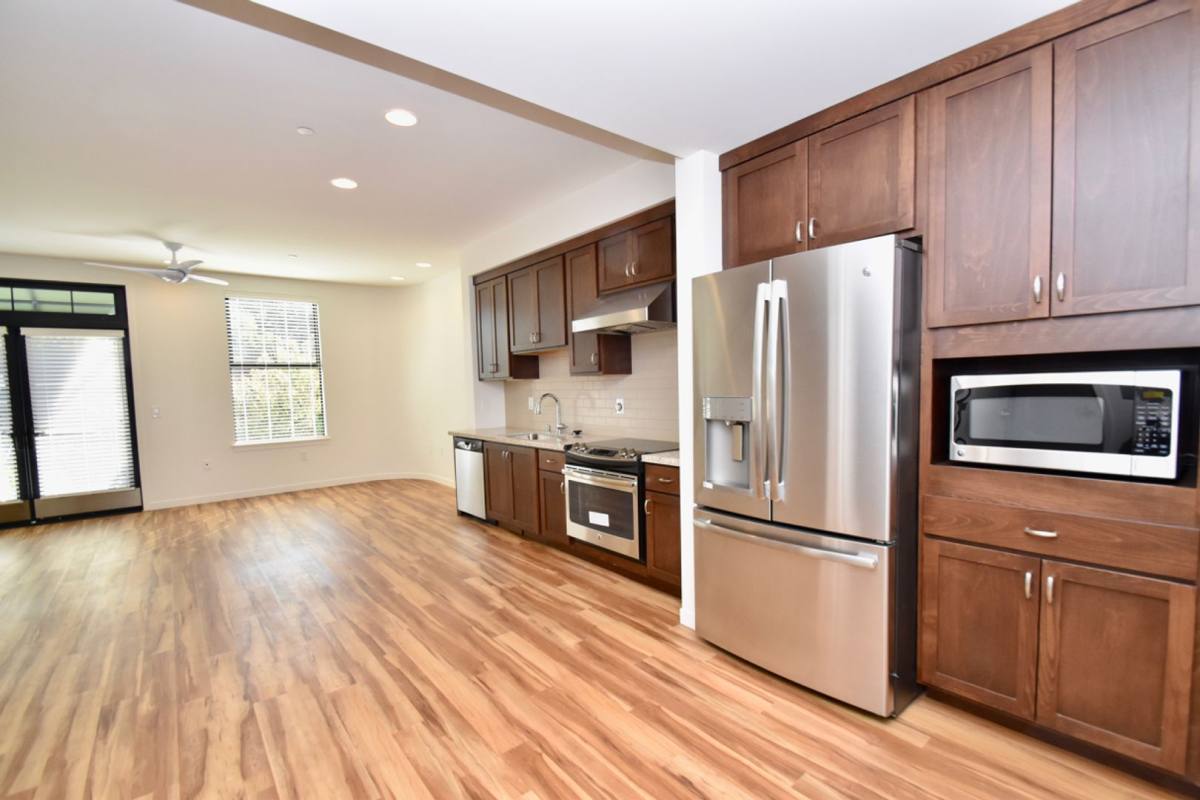 Apartment for rent at 107 G St, San Rafael, CA 94901
