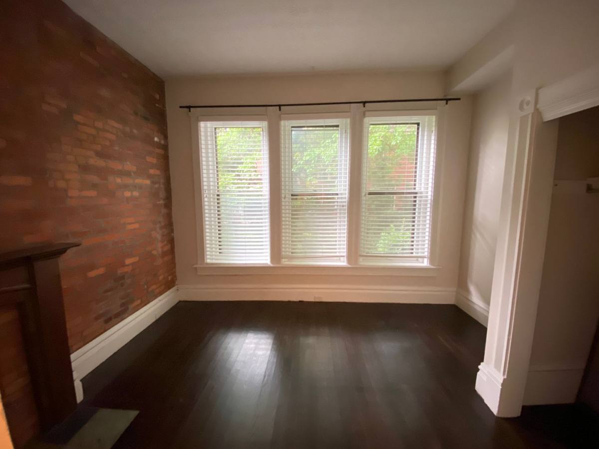 Apartment for rent at 877 Dennison Ave, Columbus, OH 43201