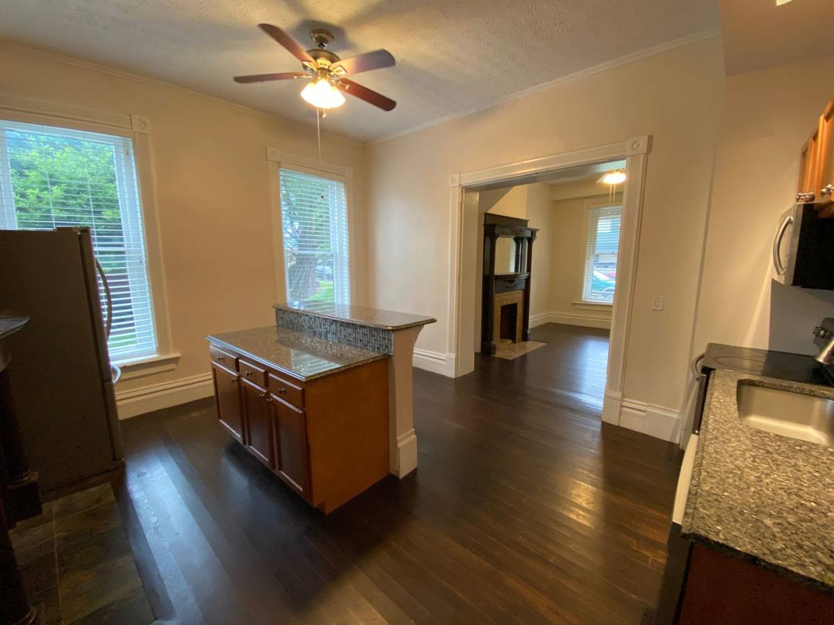Apartment for rent at 877 Dennison Ave, Columbus, OH 43201