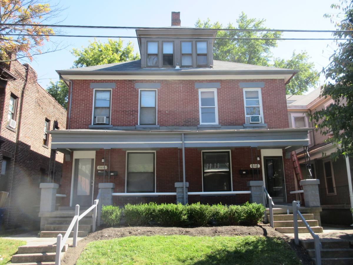 Apartment for rent at 866 Dennison Ave, Columbus, OH 43215