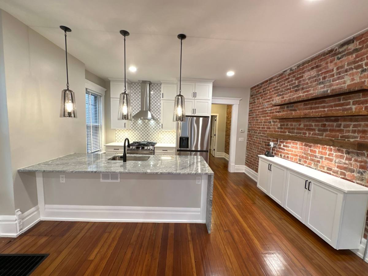 Apartment for rent at 866 Dennison Ave, Columbus, OH 43215