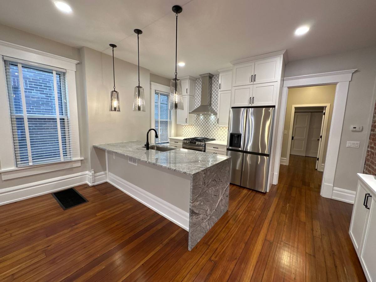 Apartment for rent at 866 Dennison Ave, Columbus, OH 43215