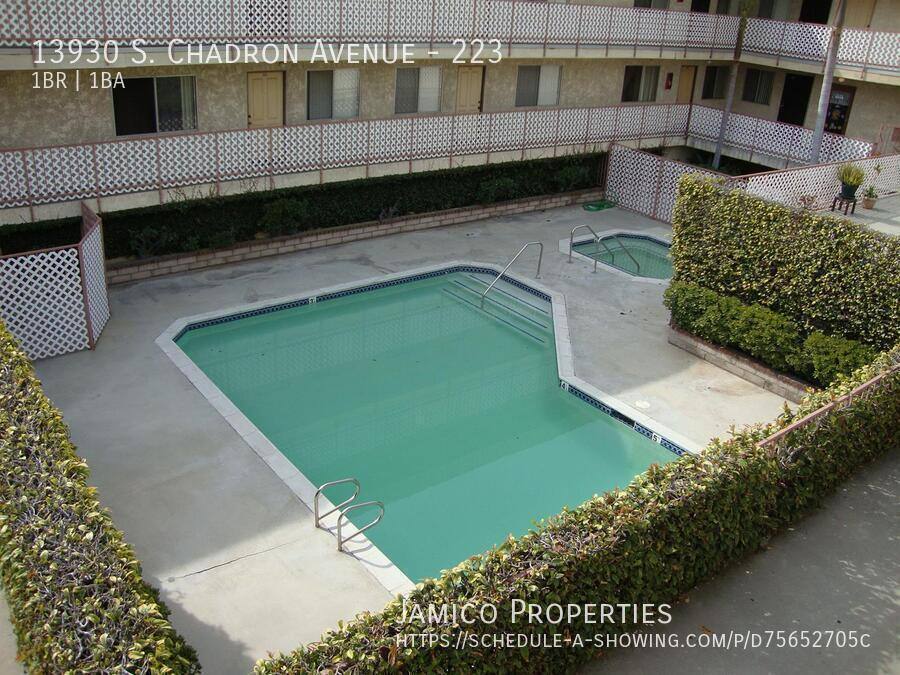 Apartment for rent at 13930 S Chadron Ave #223, Hawthorne, CA 90250