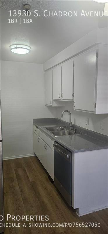Apartment for rent at 13930 S Chadron Ave #223, Hawthorne, CA 90250