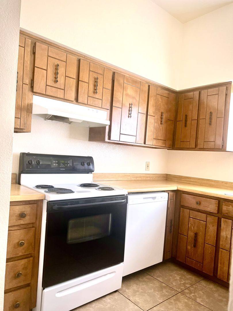 House for rent at 5111 Paseo Las Palmas, Sierra Vista, AZ 85635