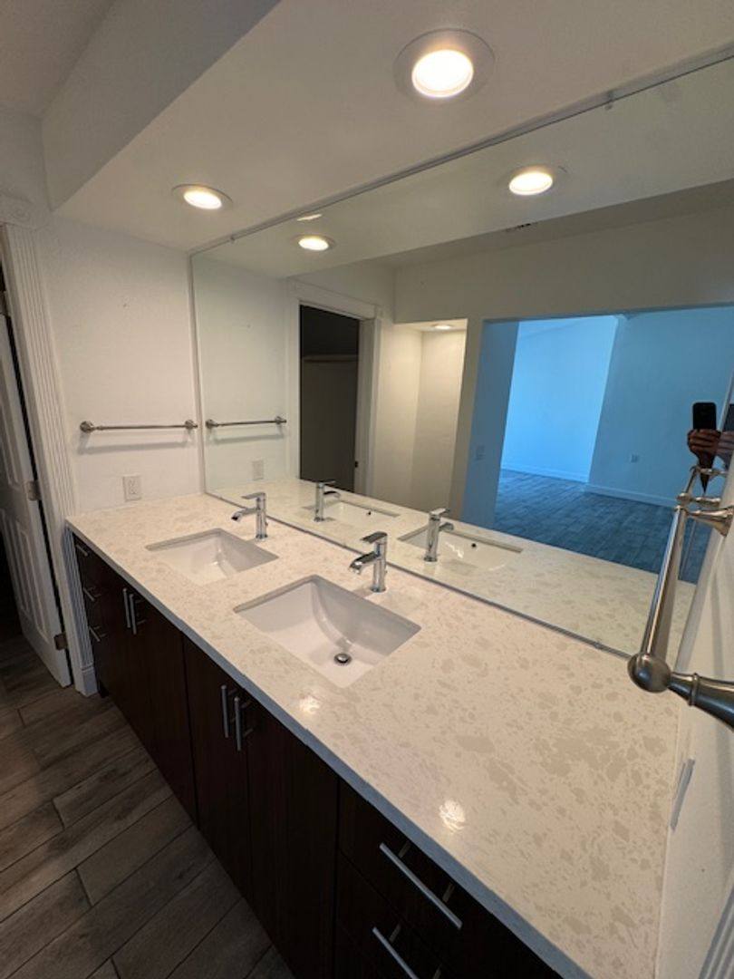 House for rent at 1990 E Calle Felicia, Palm Springs, CA 92262