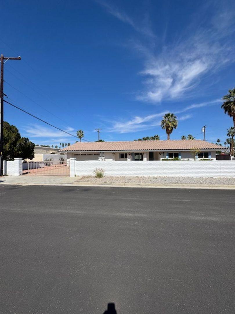 House for rent at 1990 E Calle Felicia, Palm Springs, CA 92262