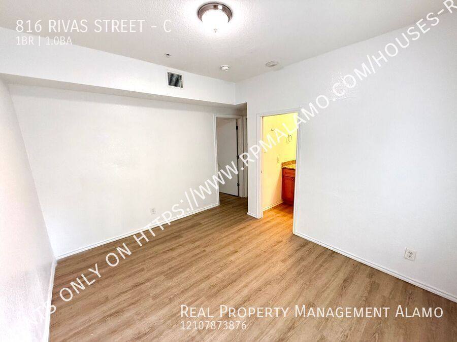 Apartment for rent at 816 Rivas St #C, San Antonio, TX 78207