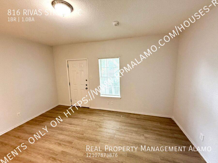 Apartment for rent at 816 Rivas St #C, San Antonio, TX 78207