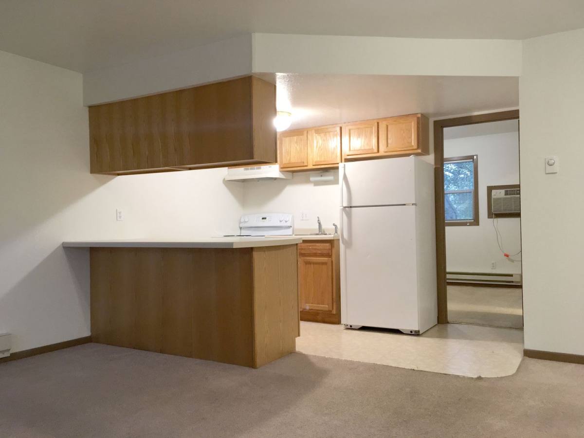 Apartment for rent at 722 22nd St NW, East Grand Forks, MN 56721