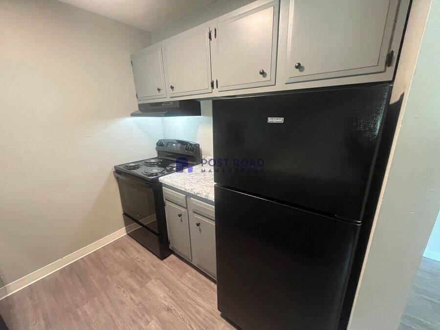 Apartment for rent at 575 W 27th St S #301, Wichita, KS 67217