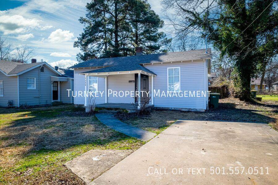House for rent at 1308 W 21st St, North Little Rock, AR 72114