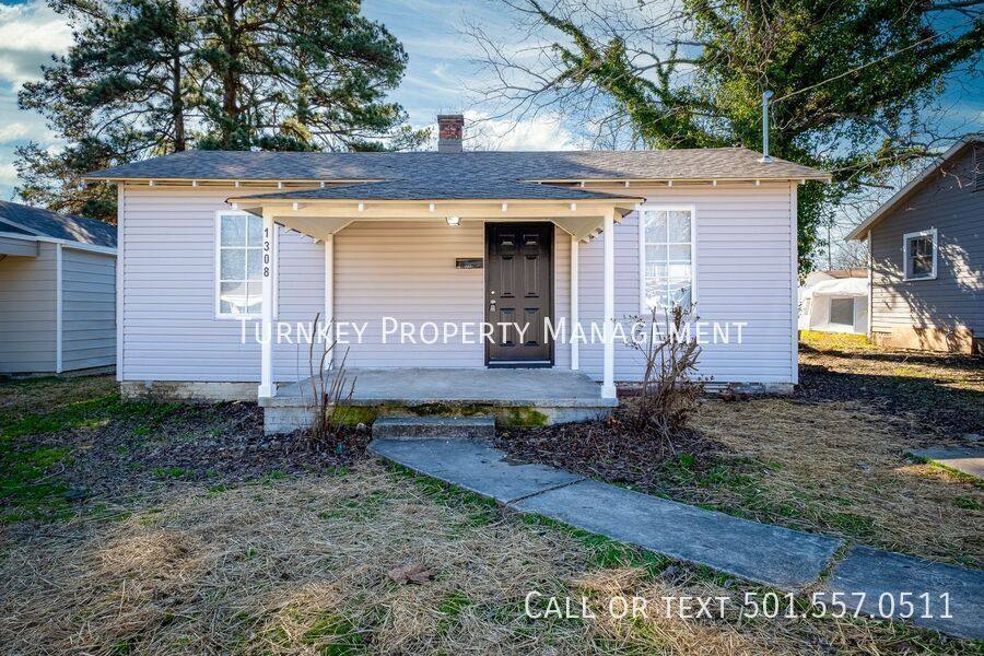 House for rent at 1308 W 21st St, North Little Rock, AR 72114