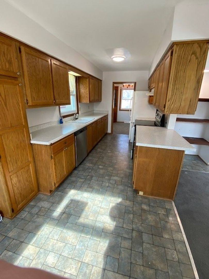 Apartment for rent at 10301-10303 W Fisher Parkway, Milwaukee, WI 53226