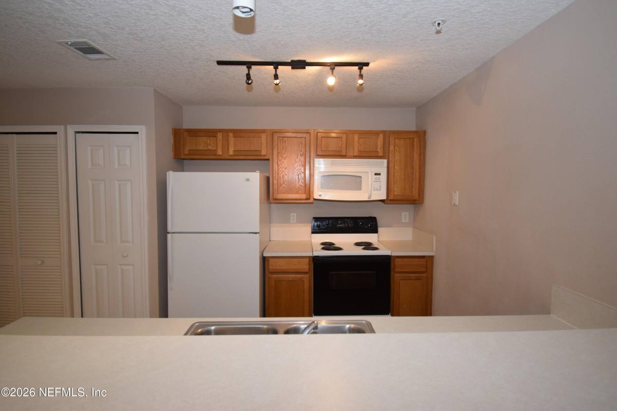 Apartment for rent at 7920 Merrill Rd #1811, Jacksonville, FL 32277