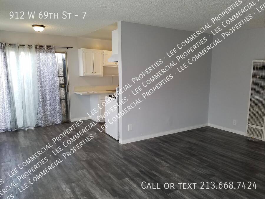 Apartment for rent at 912 W 69th St #7, Los Angeles, CA 90044