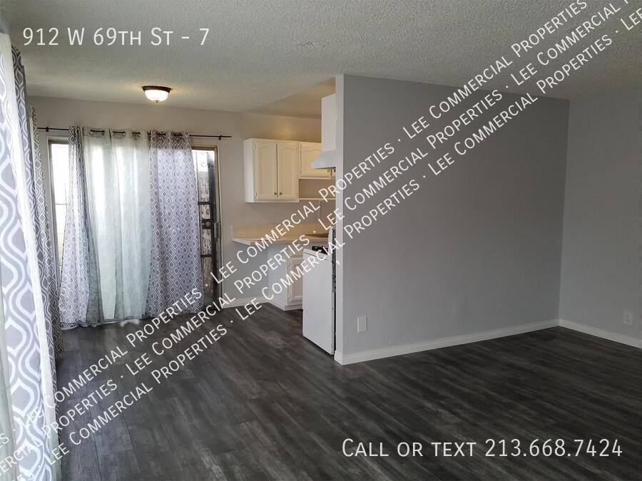 Apartment for rent at 912 W 69th St #7, Los Angeles, CA 90044
