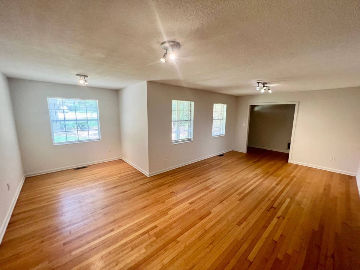 House for rent at 2112 Great Oak Dr, Tallahassee, FL 32303