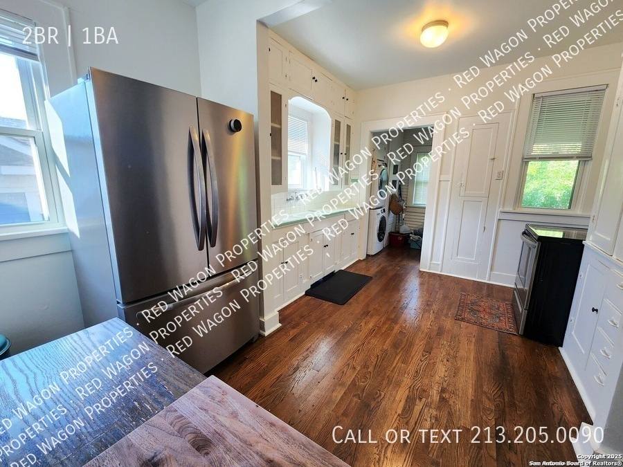 Apartment for rent at 411 W Mistletoe Ave #411, San Antonio, TX 78212