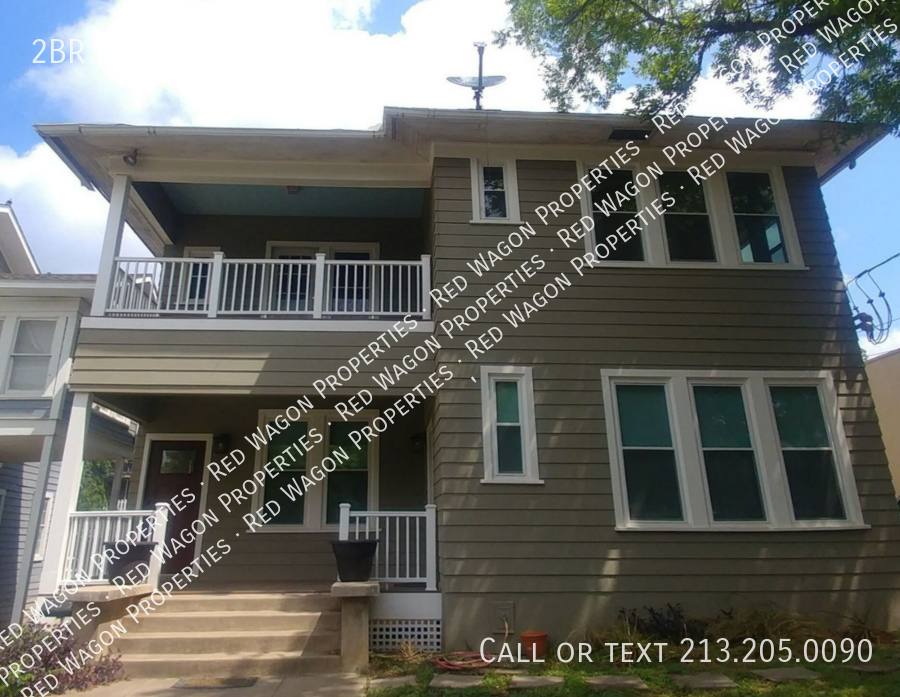 Apartment for rent at 411 W Mistletoe Ave #411, San Antonio, TX 78212