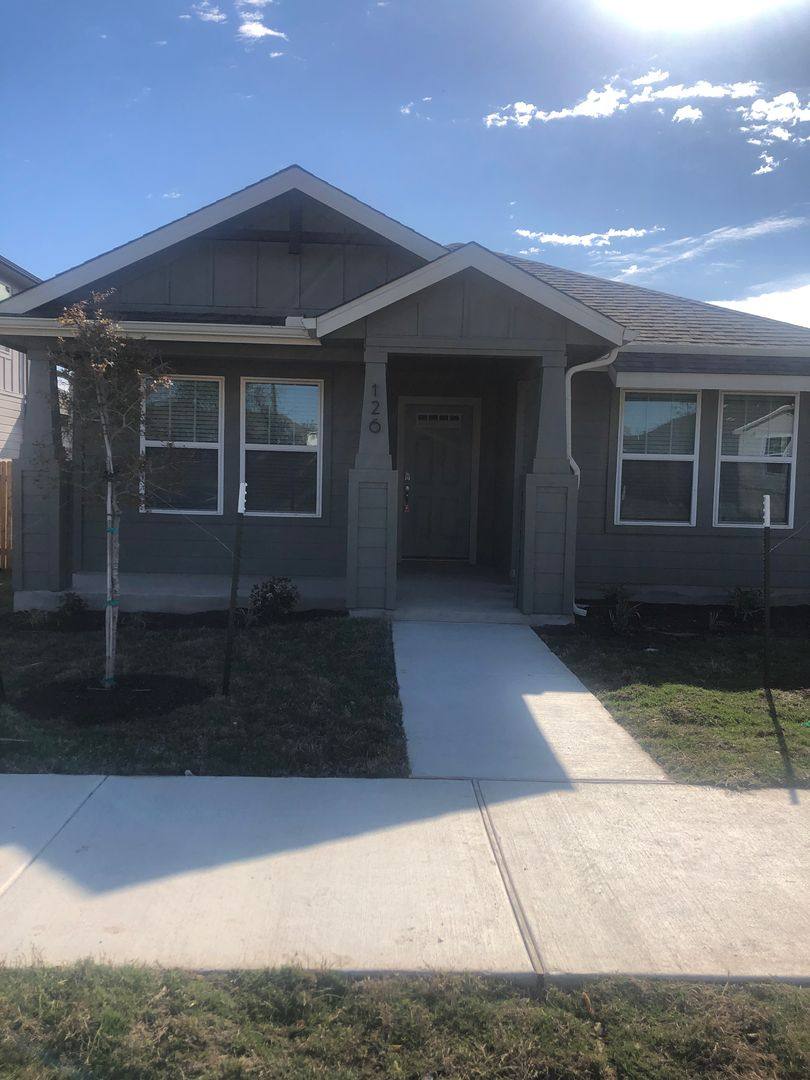 House for rent at 126 Fairmeadow Downs Dr, Hutto, TX 78634