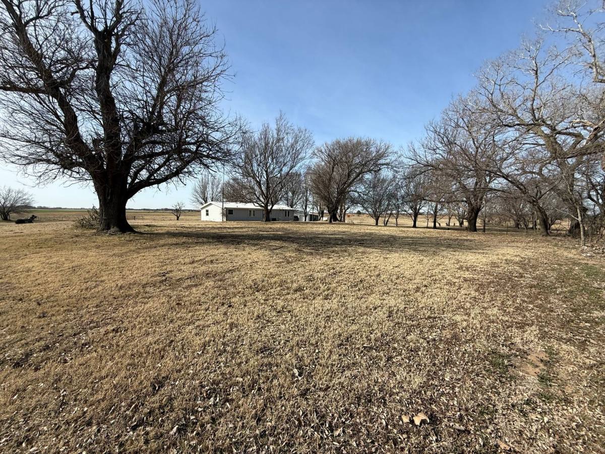 House for rent at 61144 Bryan Rd, Aline, OK 73716