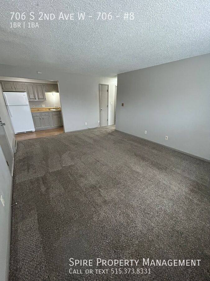 Apartment for rent at 706 S 2nd Ave W #8, Newton, IA 50208