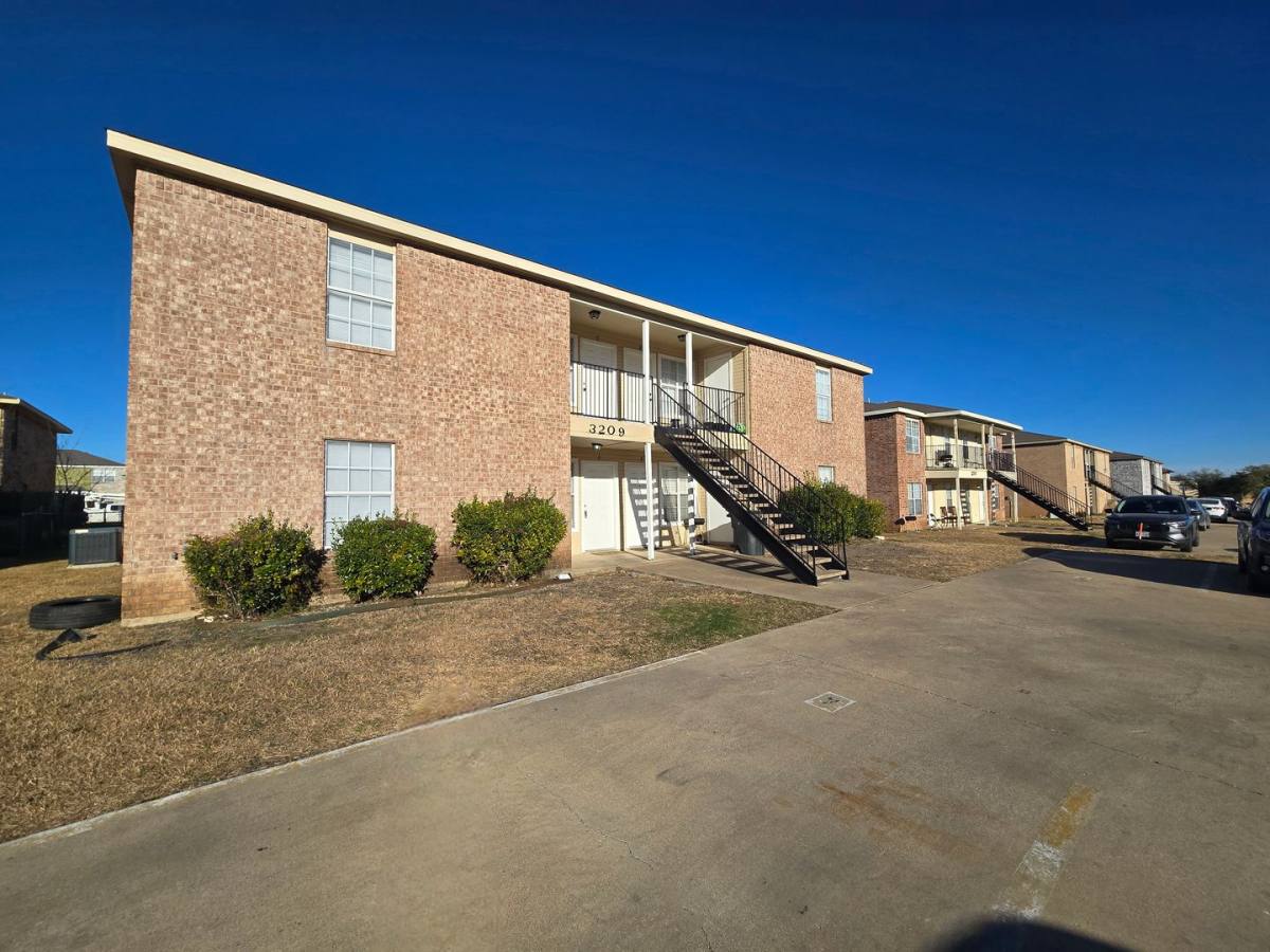 Apartment for rent at 3209 Toledo Dr, Killeen, TX 76542