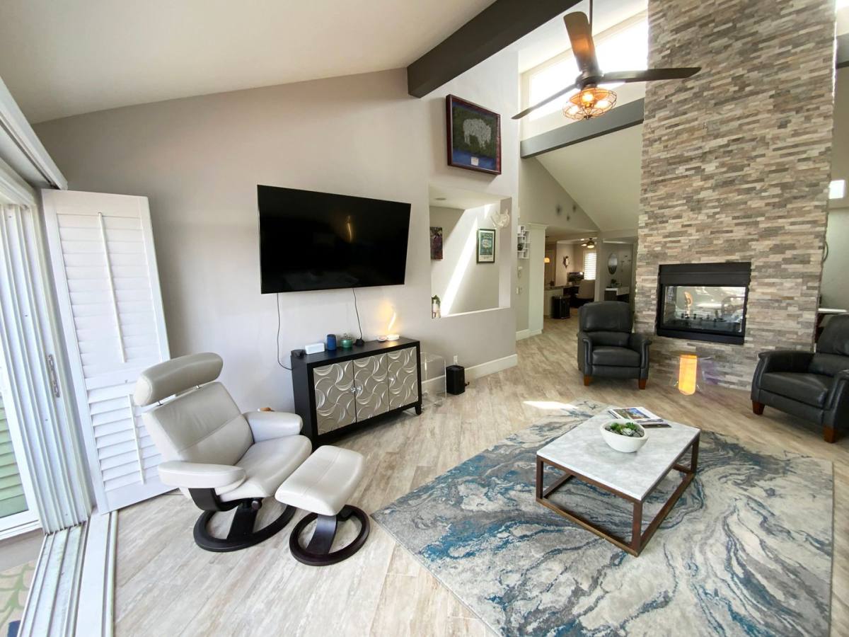 Apartment for rent at 98 Kingston Court, Coronado, CA 92118