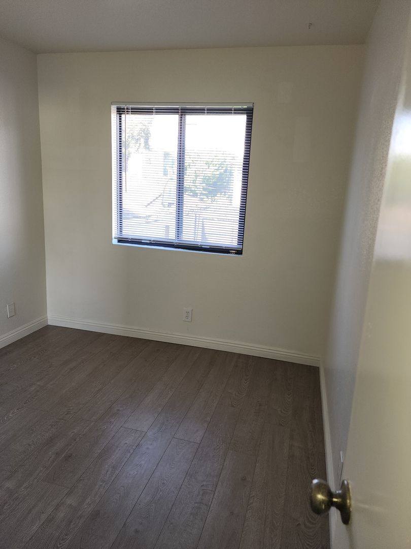 Apartment for rent at 3747 Kelton Ave, Los Angeles, CA 90034
