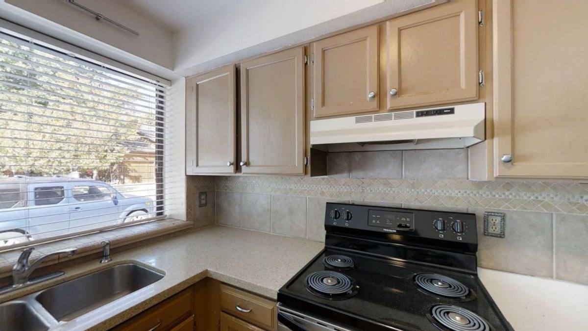 Townhouse for rent at 2633 Juniper Ave, Boulder, CO 80304