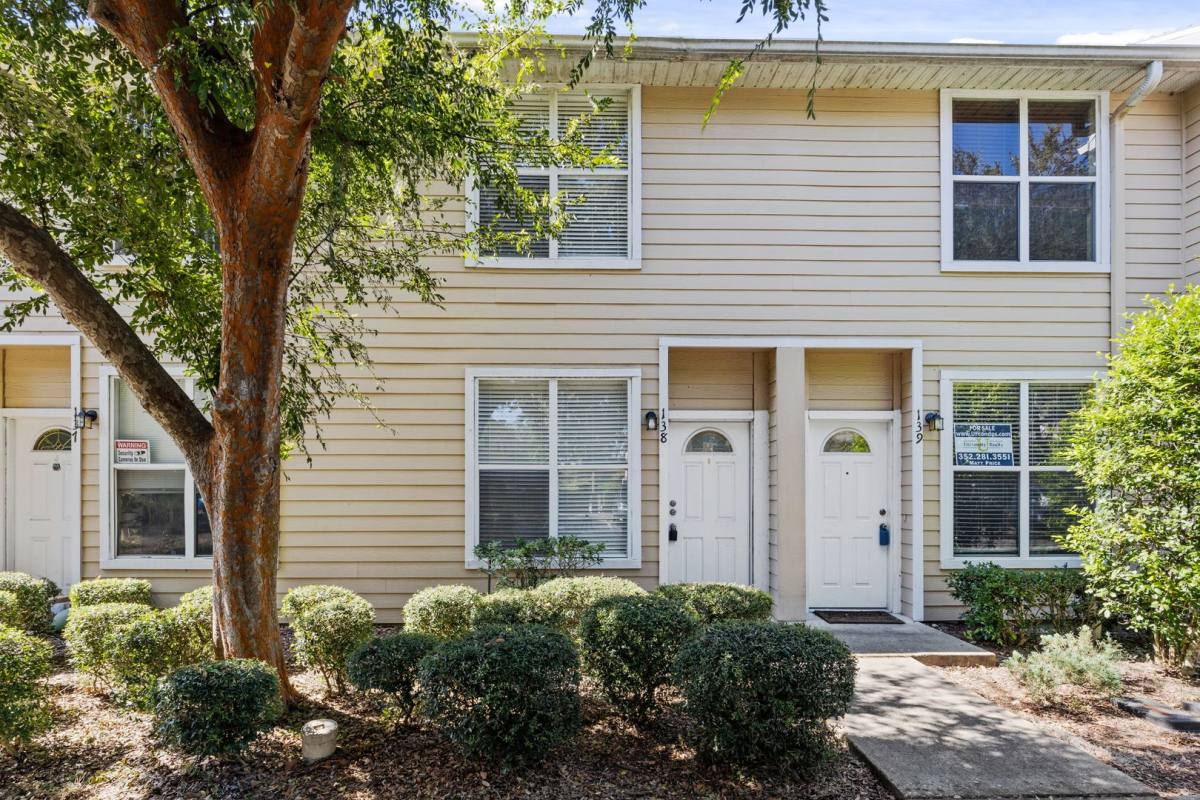 Townhouse for rent at 3552 SW 30th Way, Gainesville, FL 32608