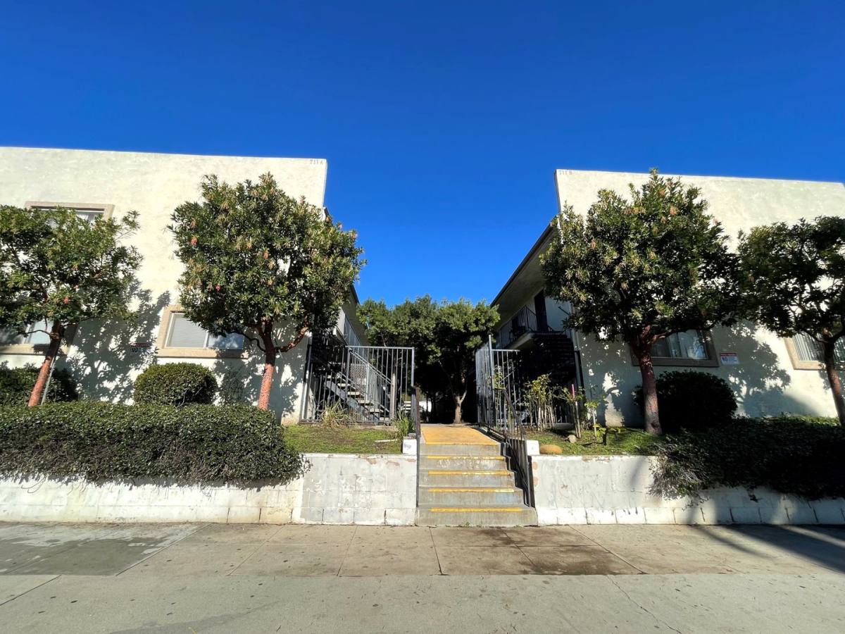 Apartment for rent at 711 E Pleasant St, Santa Paula, CA 93060
