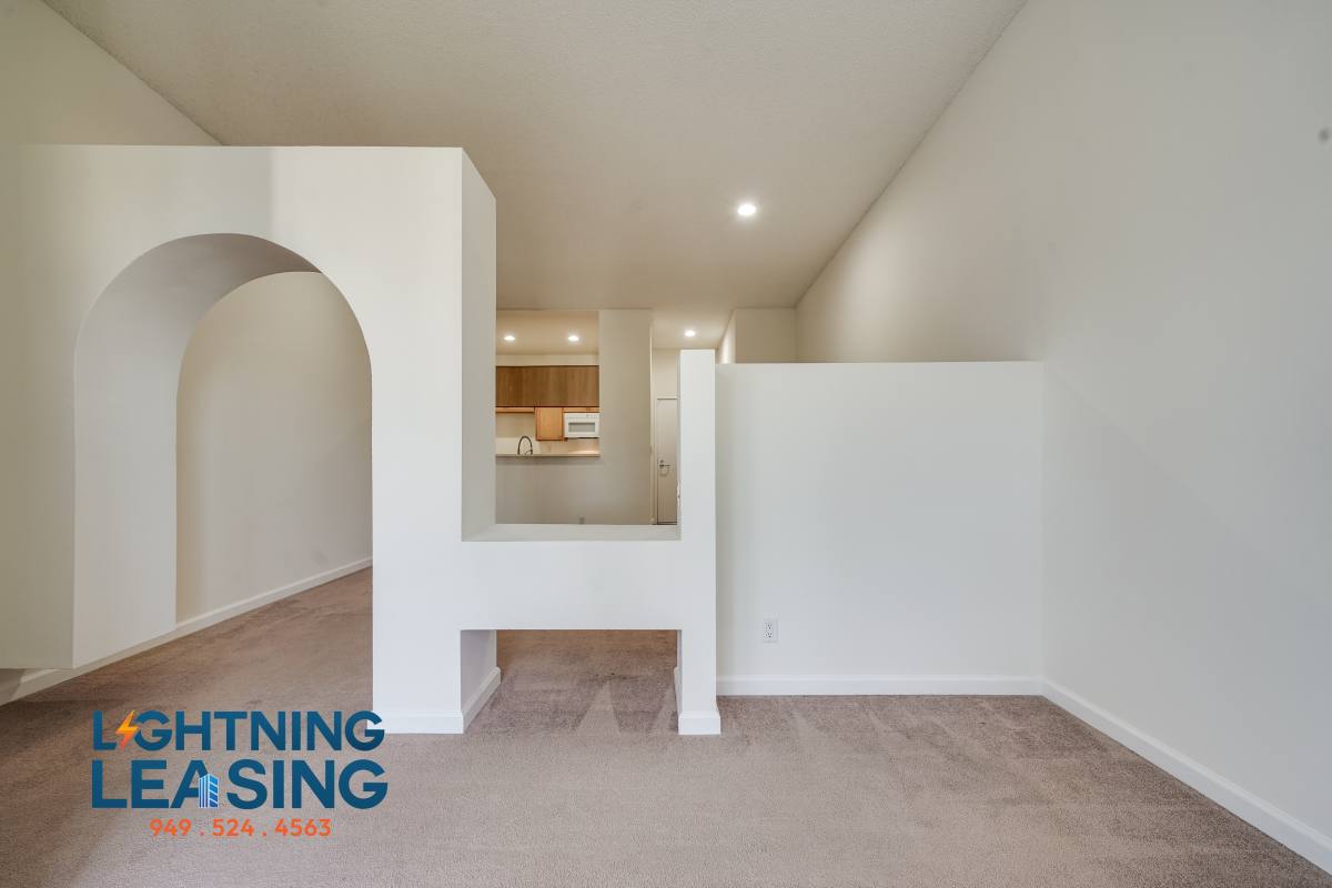 Apartment for rent at 11225 Morrison St #115, North Hollywood, CA 91601