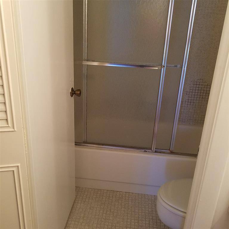 Apartment for rent at 1300 NE Miami Gardens Dr #1300810E, Miami, FL 33179