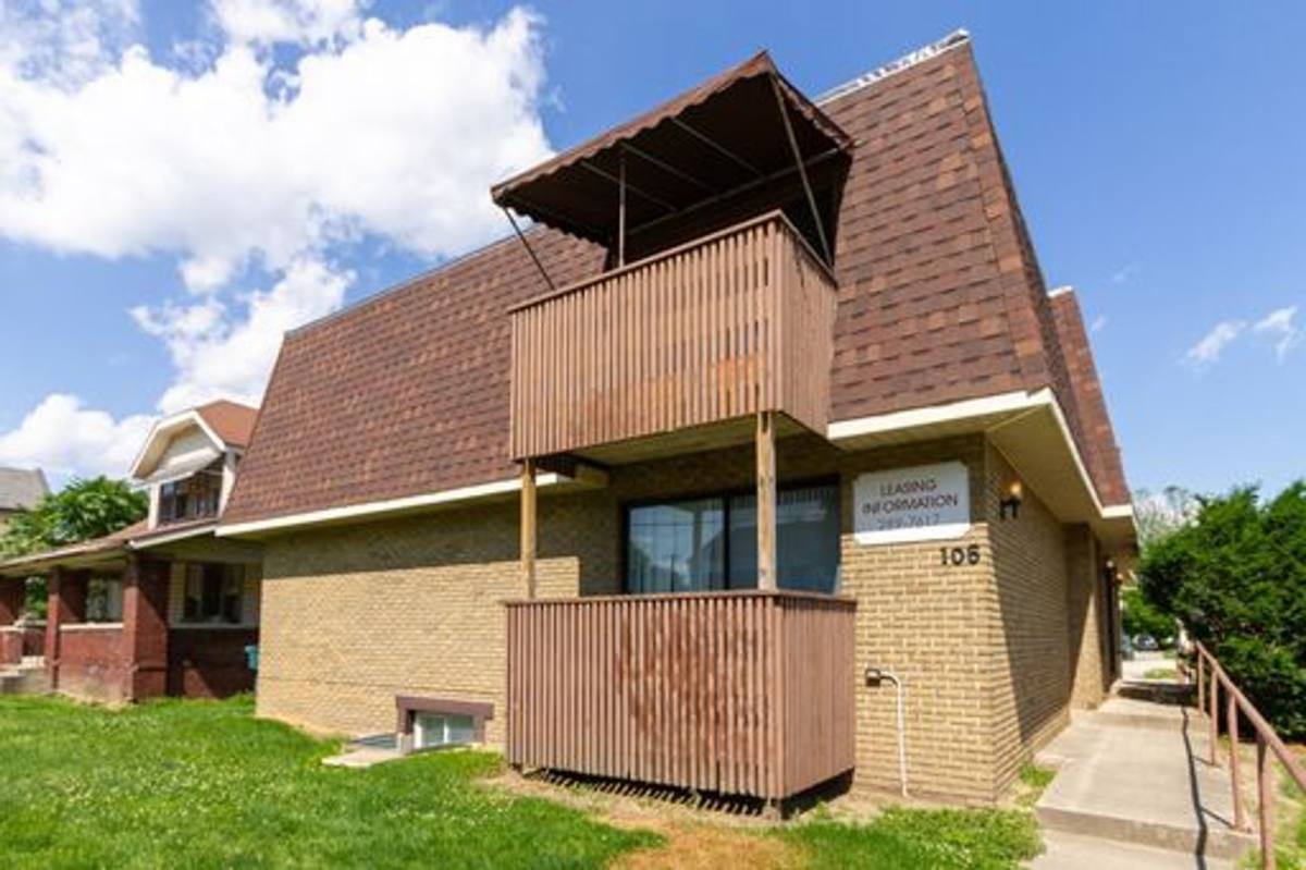 Apartment for rent at 106 N McKinley Ave, Muncie, IN 47303