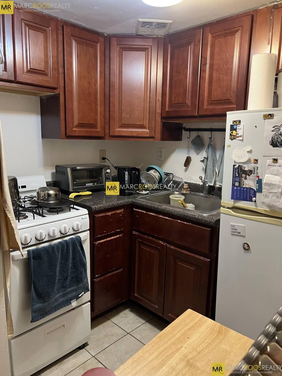 Apartment for rent at 153 Brighton Ave #15, Allston, MA 02134