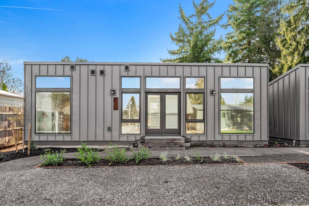 House for rent at 11458 NE Morris St, Portland, OR 97220