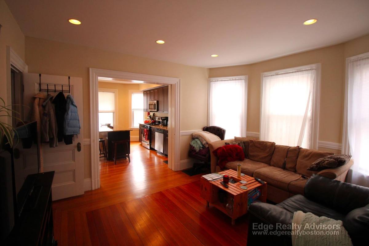 House for rent at 29 Montcalm Ave, Brighton, MA 02135
