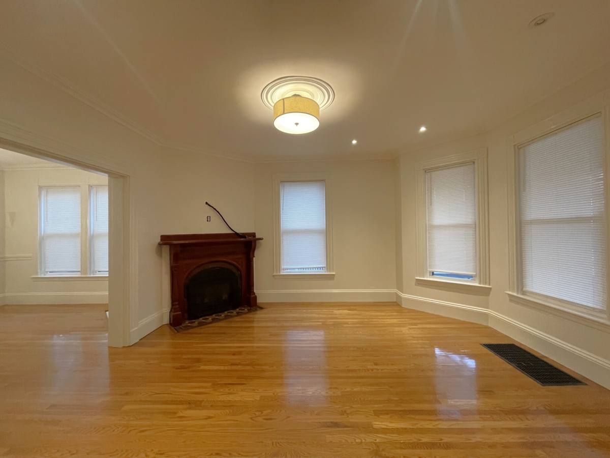 Townhouse for rent at 158 Cypress St, Brookline, MA 02445