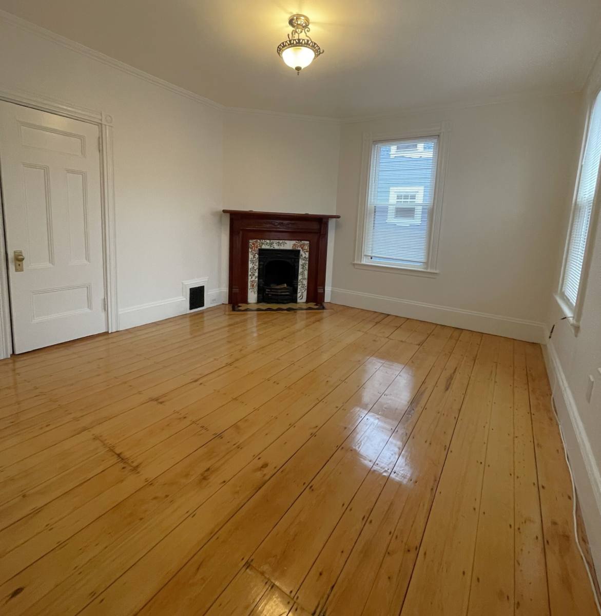 Townhouse for rent at 158 Cypress St, Brookline, MA 02445