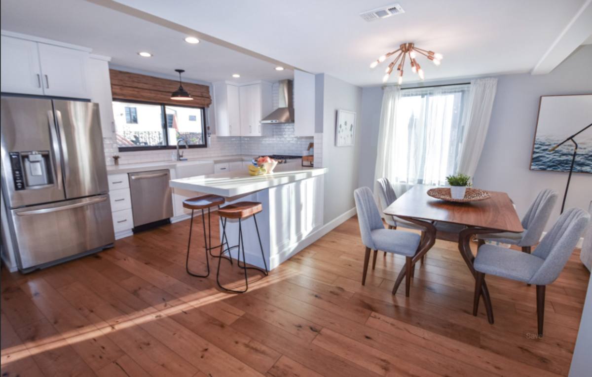 Apartment for rent at 845 E Ave, Coronado, CA 92118