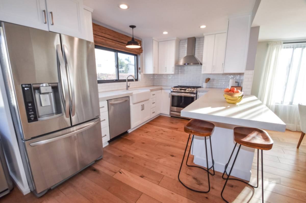 Apartment for rent at 845 E Ave, Coronado, CA 92118