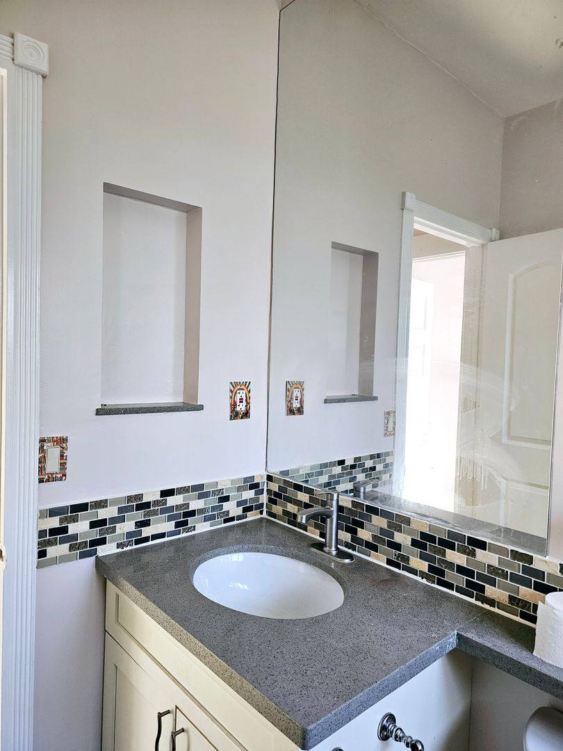 Apartment for rent at 63 & 69 S Greenwood Ave, Pasadena, CA 91107
