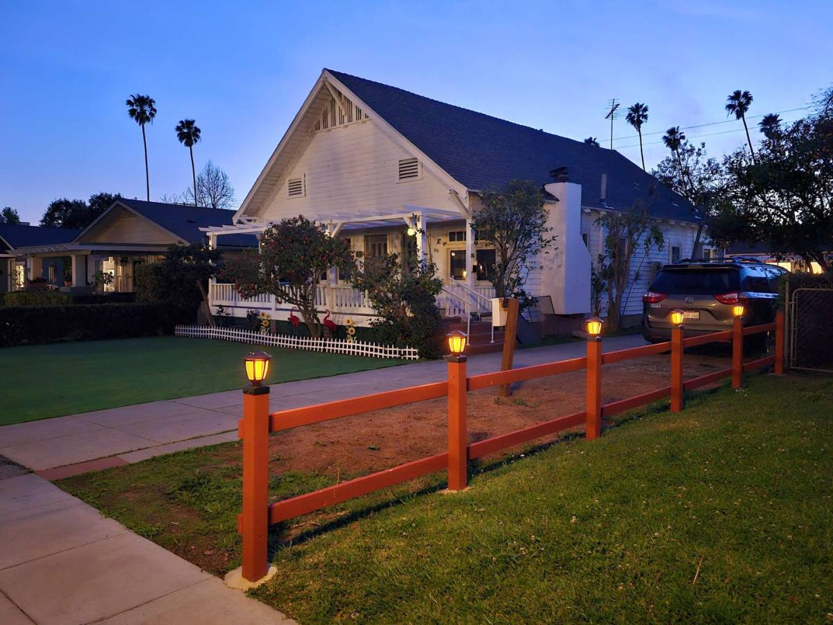 Apartment for rent at 63 & 69 S Greenwood Ave, Pasadena, CA 91107