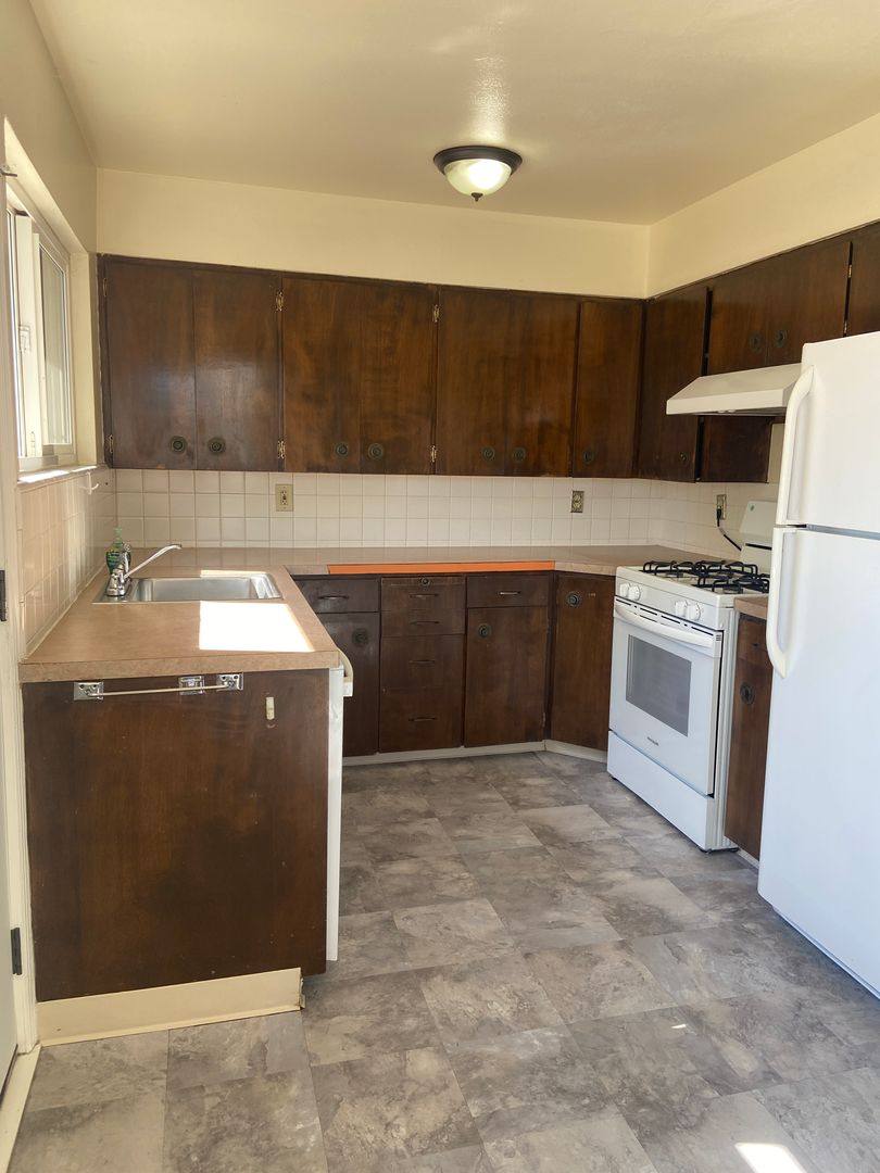 Apartment for rent at 300 W 4th, The Dalles, OR 97058